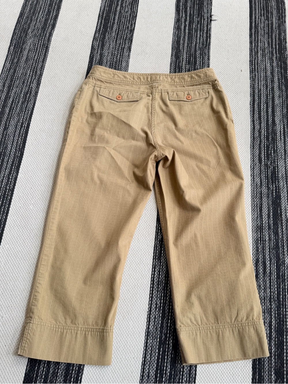 J. Jill Women's Tan Genuine Fit Below Waist Capri Pants‎ Size 8 - Picture 2 of 10